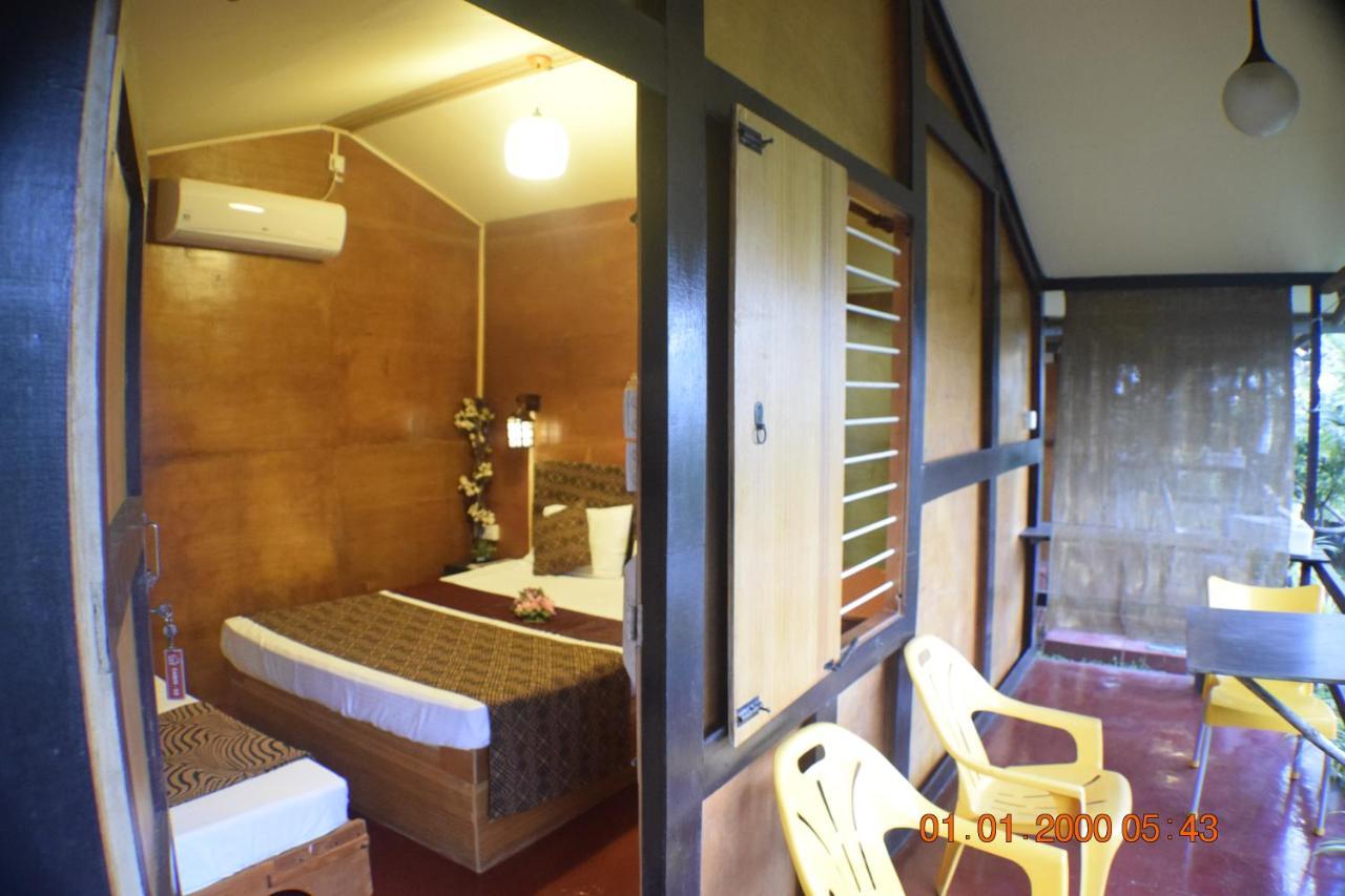 Woody Cabana Trincomalee Exterior photo
